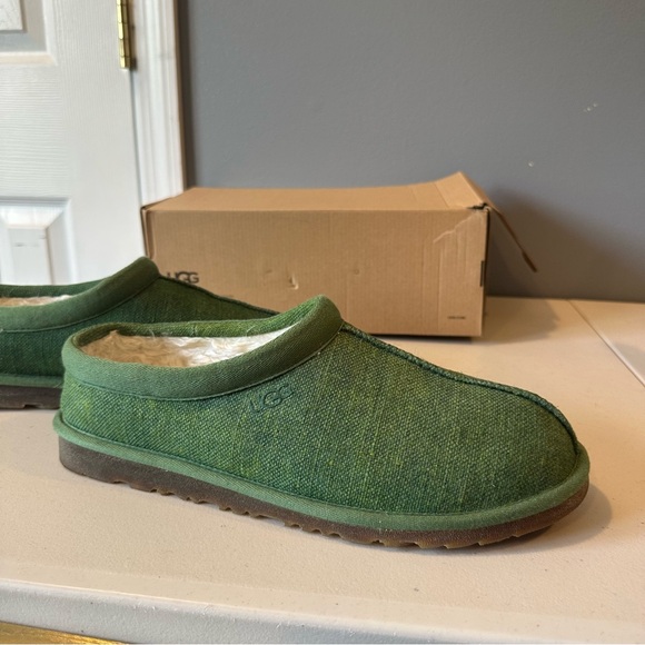 Ugg Men's Tasman Natural Slipper in Green - Picture 10 of 15